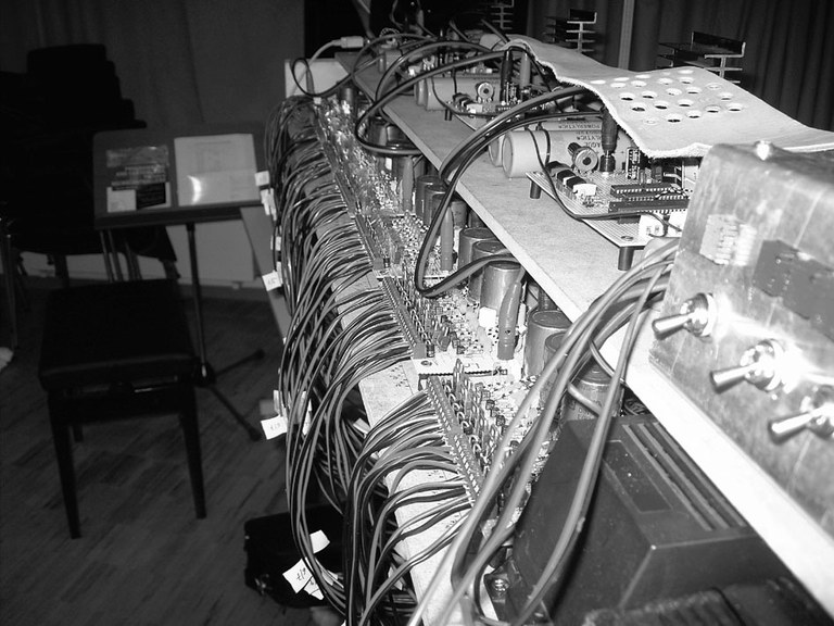 Kantor Elektronik 2002